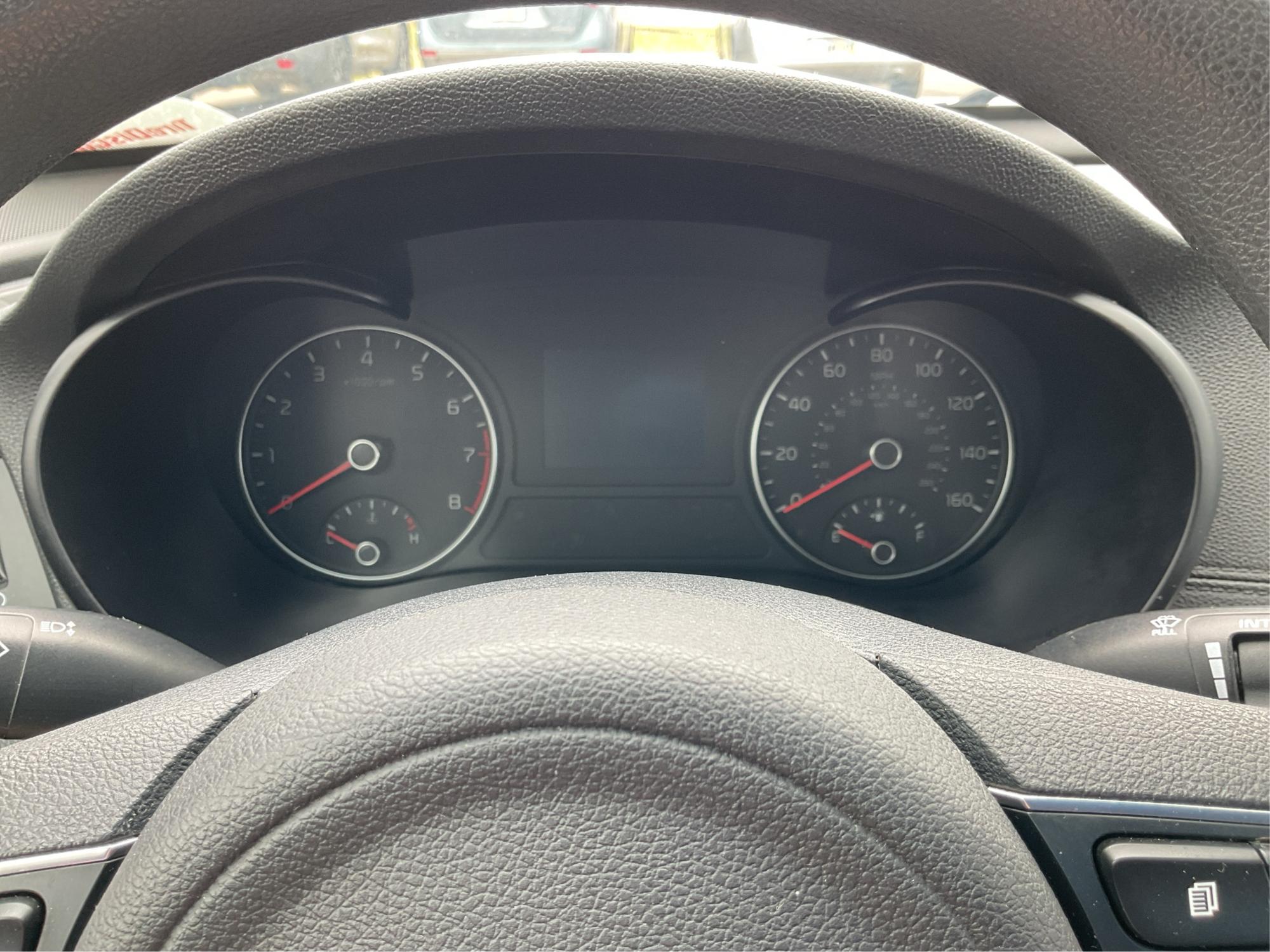 2016 Kia Optima LX (5XXGT4L32GG) with an Theta II 2.4L I-4 gasoline direct injection engine, located at 8750 N County Rd 25A, Piqua, OH, 45356, (937) 908-9800, 40.164391, -84.232513 - Photo#15