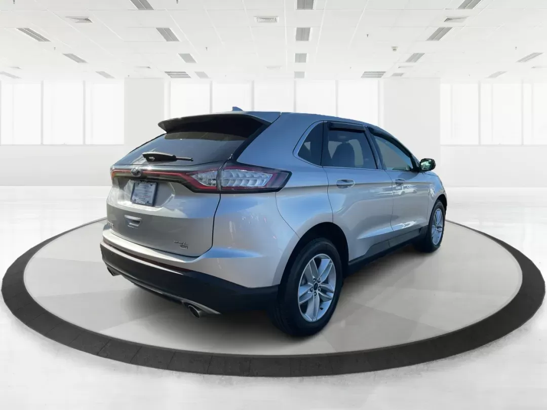 2018 Ford Edge SEL (2FMPK4J8XJB) with an 3.5L V-6 DOHC engine, located at 401 Woodman Dr, Riverside, OH, 45431, (937) 908-9800, 39.760899, -84.123421 - One Owner - Photo#2