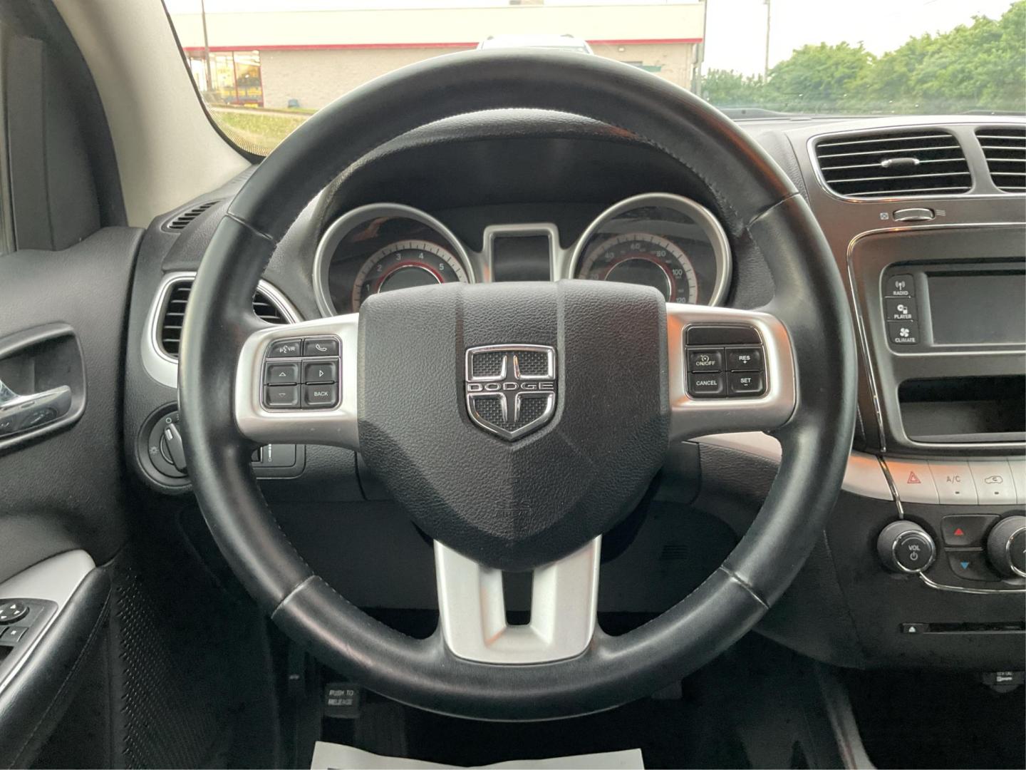 2016 Dodge Journey SE (3C4PDCAB7GT) with an Tigershark MultiAir 2.4L I-4 DOHC engine, located at 8750 N County Rd 25A, Piqua, OH, 45356, (937) 908-9800, 40.164391, -84.232513 - Photo#16