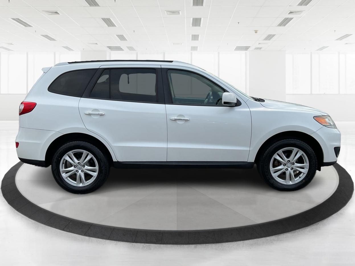 2012 Hyundai Santa Fe Limited V6 (5XYZKDAG5CG) with an 3.5L V-6 DOHC engine, located at 1230 East Main St, Xenia, OH, 45385, (937) 908-9800, 39.688026, -83.910172 - 2012 Hyundai Santa Fe Limited V6 - Photo#1