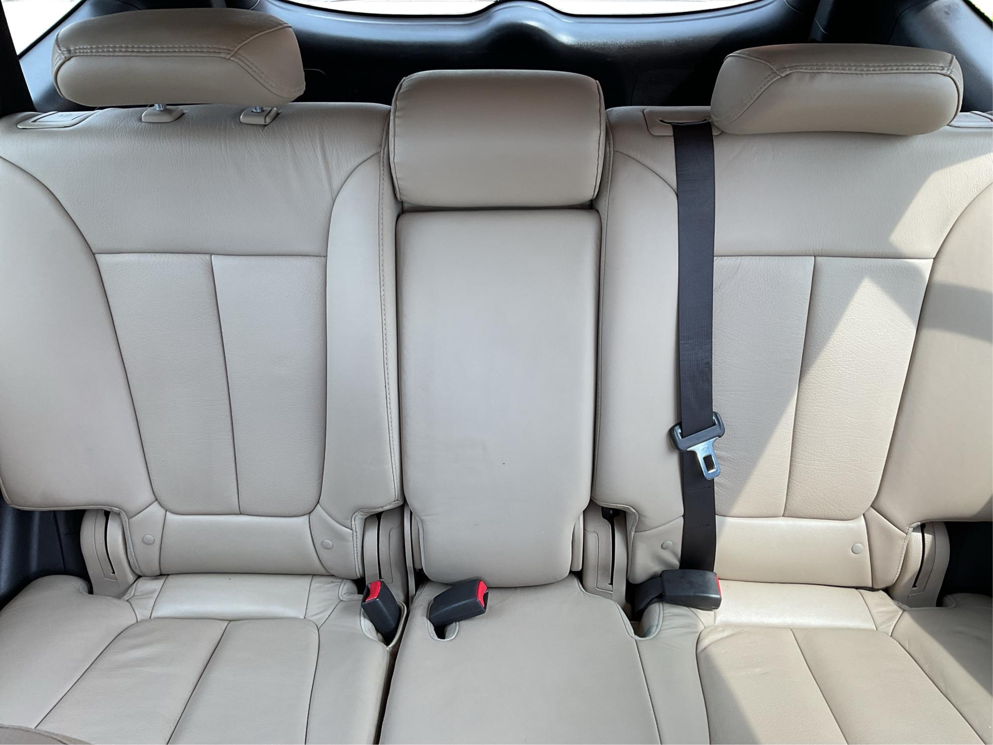 2012 Hyundai Santa Fe Limited V6 (5XYZKDAG5CG) with an 3.5L V-6 DOHC engine, located at 1230 East Main St, Xenia, OH, 45385, (937) 908-9800, 39.688026, -83.910172 - 2012 Hyundai Santa Fe Limited V6 - Photo#14