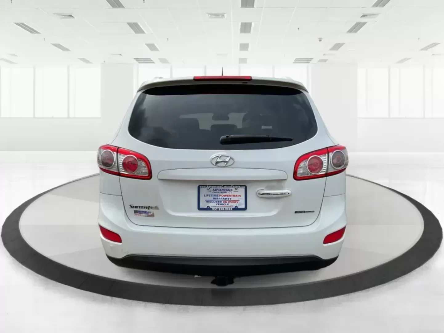 2012 Hyundai Santa Fe Limited V6 (5XYZKDAG5CG) with an 3.5L V-6 DOHC engine, located at 1230 East Main St, Xenia, OH, 45385, (937) 908-9800, 39.688026, -83.910172 - 2012 Hyundai Santa Fe Limited V6 - Photo#3