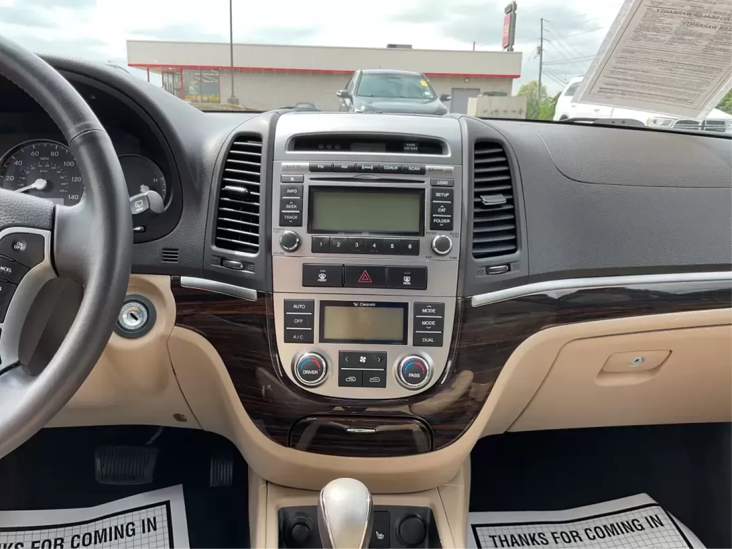 2012 Hyundai Santa Fe Limited V6 (5XYZKDAG5CG) with an 3.5L V-6 DOHC engine, located at 1230 East Main St, Xenia, OH, 45385, (937) 908-9800, 39.688026, -83.910172 - 2012 Hyundai Santa Fe Limited V6 - Photo#12