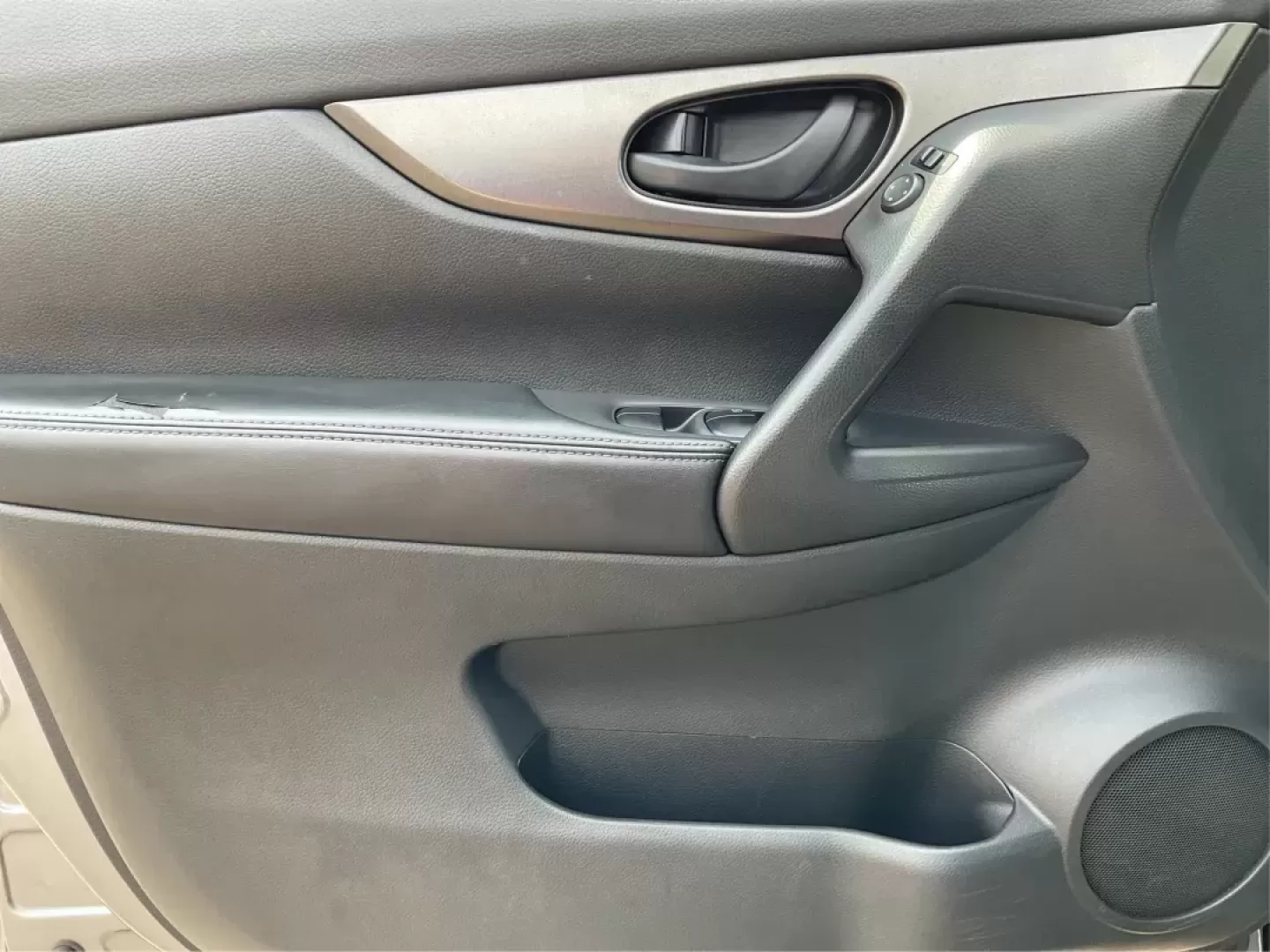 2017 Nissan Rogue Sport S (JN1BJ1CR9HW) with an 2L I-4 gasoline direct injection engine, located at 880 E. National Road, Vandalia, OH, 45377, (937) 908-9800, 39.891918, -84.183594 - Photo#17