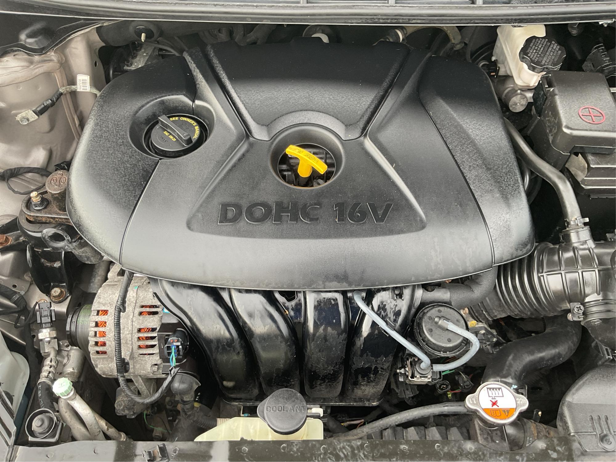 2014 Hyundai Elantra SE (5NPDH4AE2EH) with an Nu 1.8L I-4 DOHC engine, located at 1951 S Dayton Lakeview Rd., New Carlisle, OH, 45344, (937) 908-9800, 39.890999, -84.050255 - 2014 Hyundai Elantra SE - Photo#11