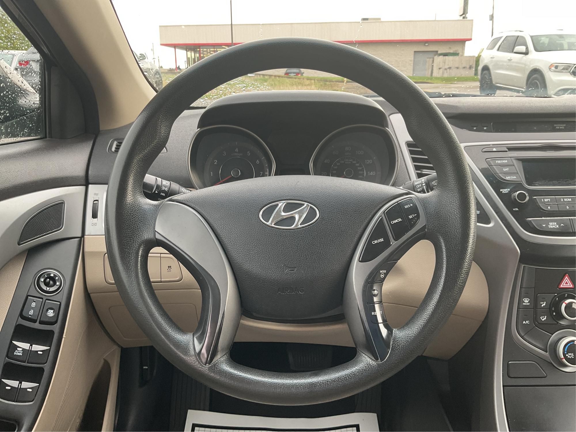 2014 Hyundai Elantra SE (5NPDH4AE2EH) with an Nu 1.8L I-4 DOHC engine, located at 1951 S Dayton Lakeview Rd., New Carlisle, OH, 45344, (937) 908-9800, 39.890999, -84.050255 - 2014 Hyundai Elantra SE - Photo#16