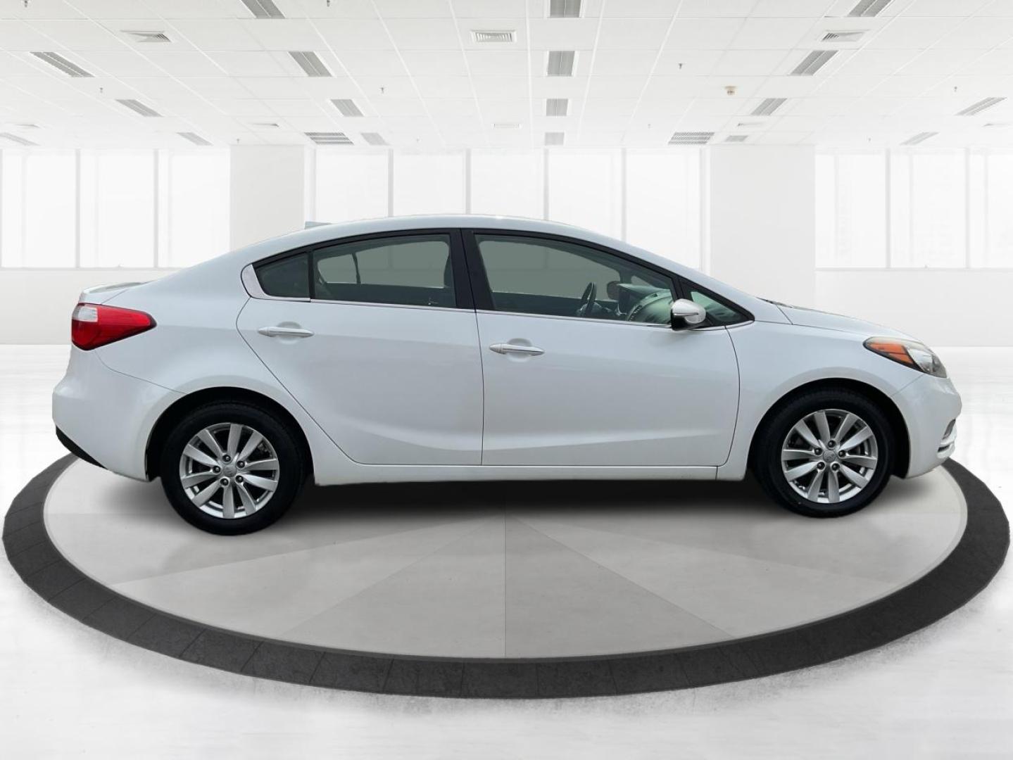 2014 Kia Forte EX (KNAFX4A81E5) with an 2L I-4 gasoline direct injection engine, located at 1099 N County Rd 25A, Troy, OH, 45373, (937) 908-9800, 40.057079, -84.212883 - Photo#1