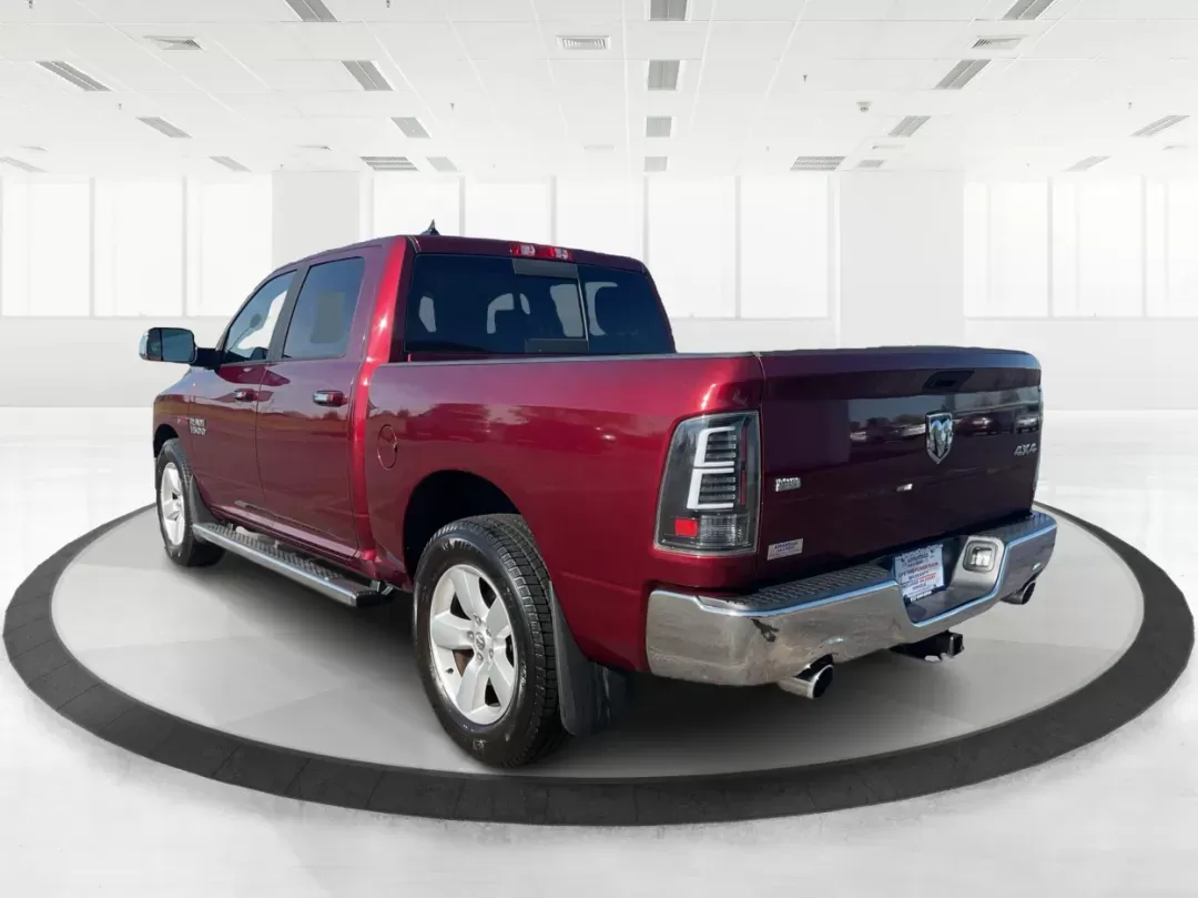 2018 Ram 1500 SLT Crew Cab SWB 4WD (1C6RR7LM9JS) with an 3.0L V6 DIESEL engine, 8-Speed Automatic transmission, located at 8750 N County Rd 25A, Piqua, OH, 45356, (937) 908-9800, 40.164391, -84.232513 - 2018 Ram 1500 SLT Crew Cab SWB 4WD - Photo#5