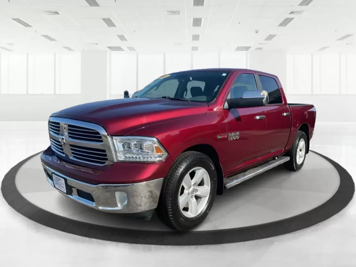2018 Ram 1500 SLT Crew Cab SWB 4WD (1C6RR7LM9JS) with an 3.0L V6 DIESEL engine, 8-Speed Automatic transmission, located at 8750 N County Rd 25A, Piqua, OH, 45356, (937) 908-9800, 40.164391, -84.232513 - 2018 Ram 1500 SLT Crew Cab SWB 4WD - Photo#7