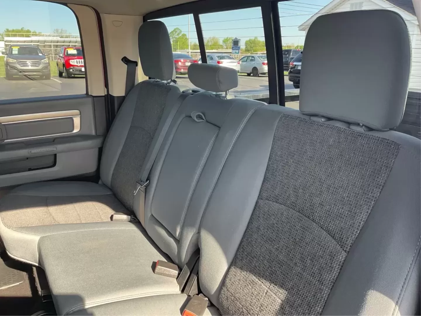 2018 Ram 1500 SLT Crew Cab SWB 4WD (1C6RR7LM9JS) with an 3.0L V6 DIESEL engine, 8-Speed Automatic transmission, located at 8750 N County Rd 25A, Piqua, OH, 45356, (937) 908-9800, 40.164391, -84.232513 - 2018 Ram 1500 SLT Crew Cab SWB 4WD - Photo#9