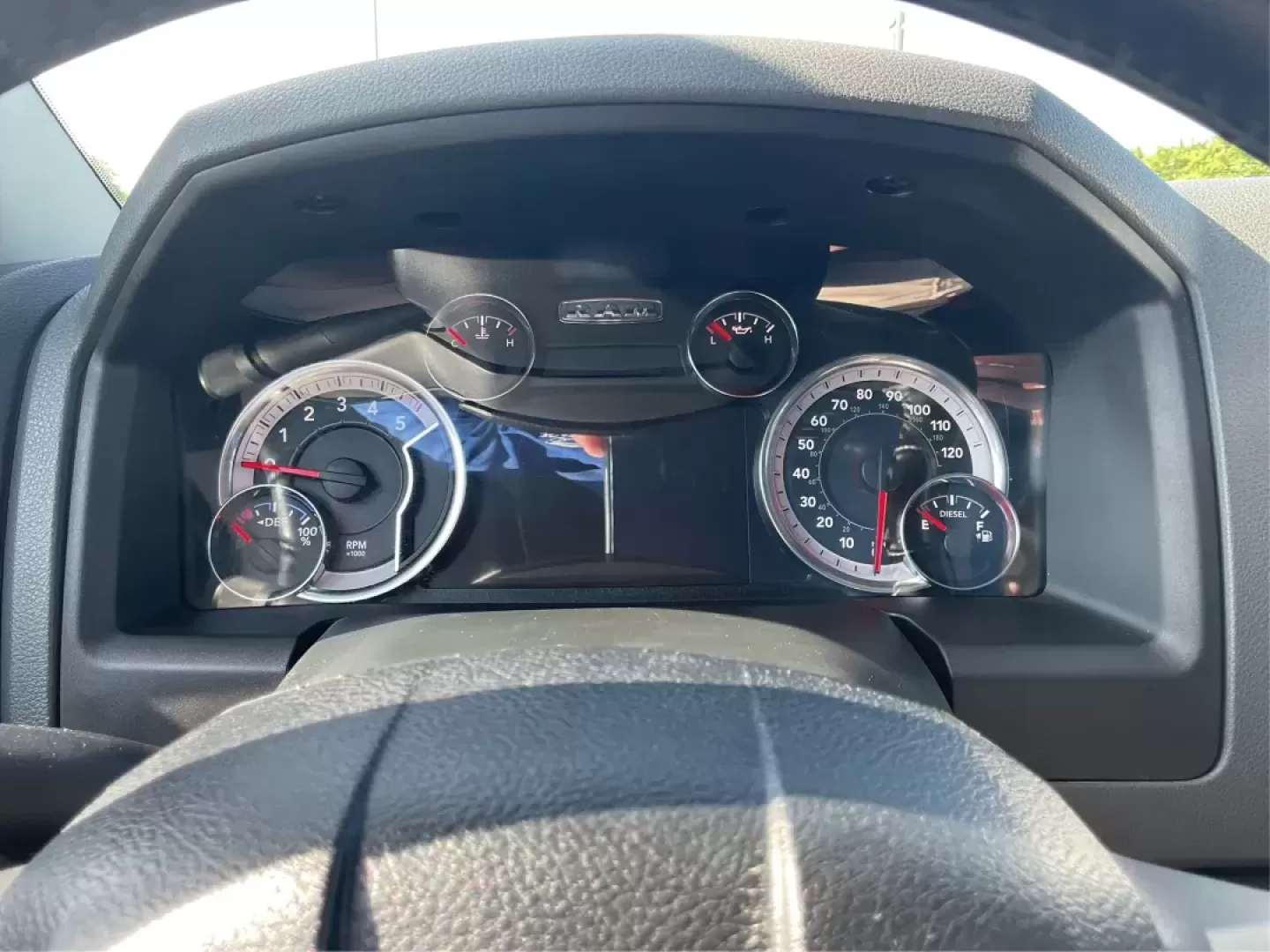 2018 Ram 1500 SLT Crew Cab SWB 4WD (1C6RR7LM9JS) with an 3.0L V6 DIESEL engine, 8-Speed Automatic transmission, located at 8750 N County Rd 25A, Piqua, OH, 45356, (937) 908-9800, 40.164391, -84.232513 - 2018 Ram 1500 SLT Crew Cab SWB 4WD - Photo#13