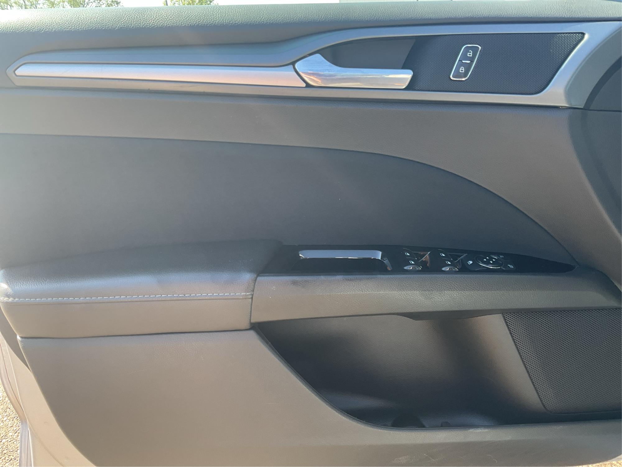 2014 Ford Fusion SE (3FA6P0H72ER) with an Other engine, located at 1099 N County Rd 25A , Troy, OH, 45373, (937) 908-9800, 40.057079, -84.212883 - Photo#18