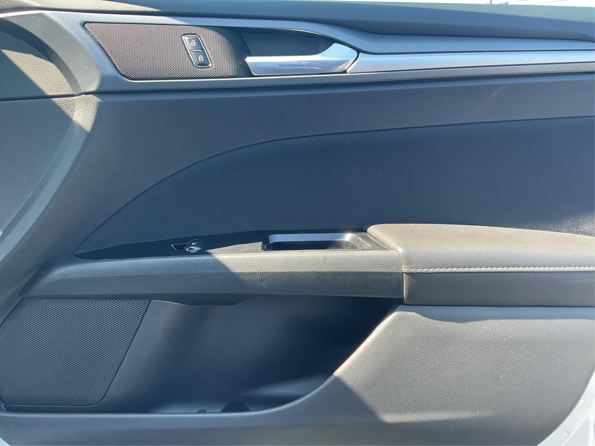 2014 Ford Fusion SE (3FA6P0H72ER) with an Other engine, located at 1099 N County Rd 25A , Troy, OH, 45373, (937) 908-9800, 40.057079, -84.212883 - Photo#19