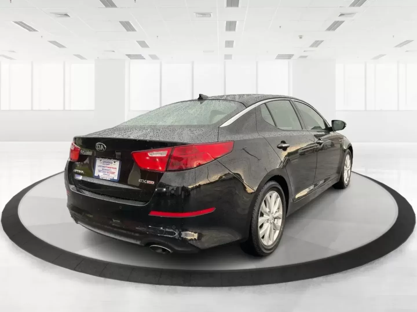 2015 Kia Optima EX (5XXGN4A76FG) with an Theta II 2.4L I-4 gasoline direct injection engine, located at 1099 N County Rd 25A, Troy, OH, 45373, (937) 908-9800, 40.057079, -84.212883 - 2015 Kia Optima EX - Photo#2