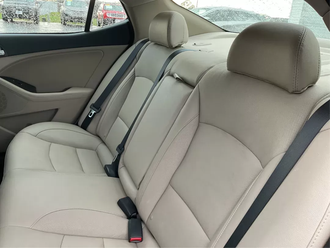 2015 Kia Optima EX (5XXGN4A76FG) with an Theta II 2.4L I-4 gasoline direct injection engine, located at 1099 N County Rd 25A , Troy, OH, 45373, (937) 908-9800, 40.057079, -84.212883 - 2015 Kia Optima EX - Photo#9