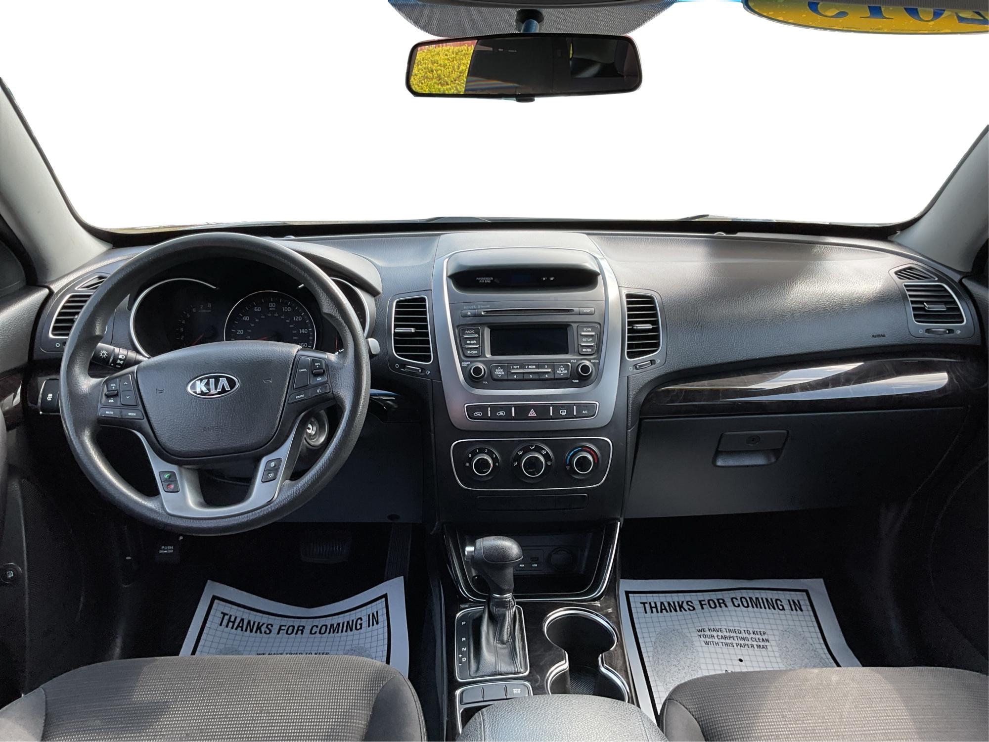 2015 Kia Sorento LX (5XYKT3A69FG) with an 2.4L I-4 gasoline direct injection engine, located at 1230 East Main St, Xenia, OH, 45385, (937) 908-9800, 39.688026, -83.910172 - Photo#17