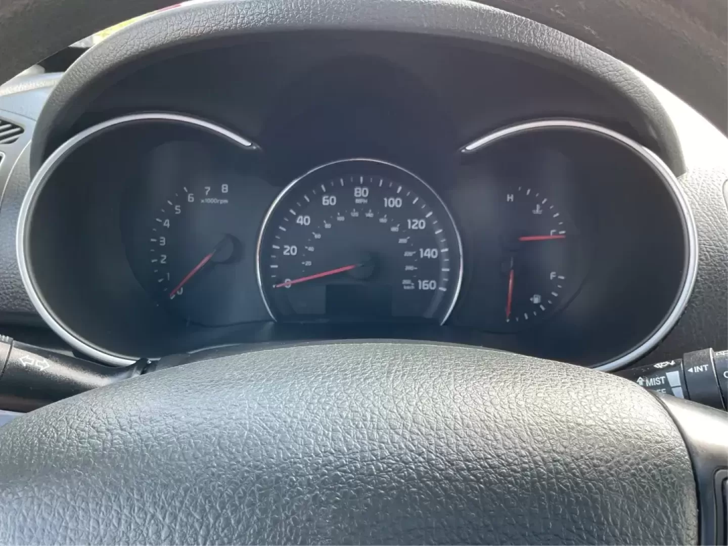 2015 Kia Sorento LX (5XYKT3A69FG) with an 2.4L I-4 gasoline direct injection engine, located at 1230 East Main St, Xenia, OH, 45385, (937) 908-9800, 39.688026, -83.910172 - 2015 Kia Sorento LX - Photo#13