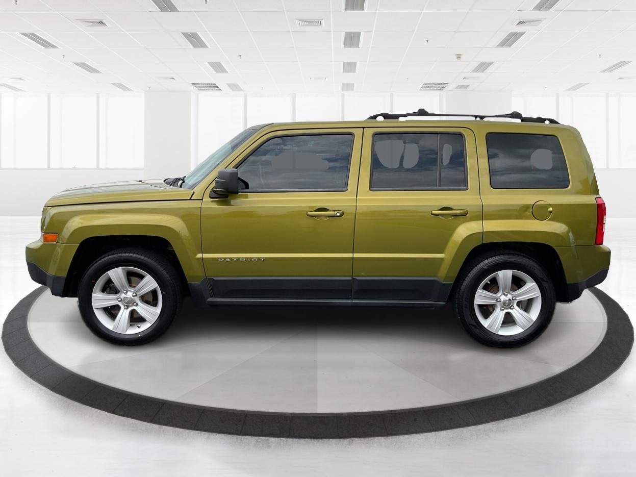 2012 Jeep Patriot Latitude 2WD (1C4NJPFA7CD) with an 2.0L L4 DOHC 16V engine, located at 401 Woodman Dr, Riverside, OH, 45431, (937) 908-9800, 39.760899, -84.123421 - Photo#6