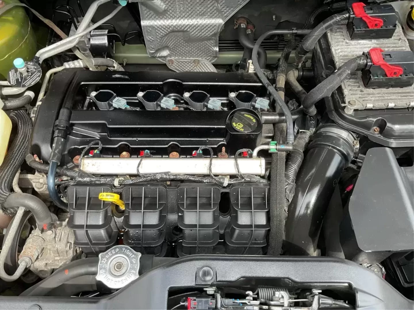 2012 Jeep Patriot Latitude 2WD (1C4NJPFA7CD) with an 2.0L L4 DOHC 16V engine, located at 401 Woodman Dr, Riverside, OH, 45431, (937) 908-9800, 39.760899, -84.123421 - Photo#10