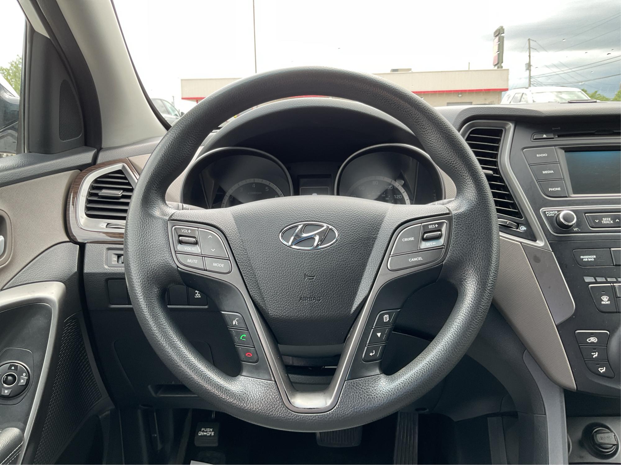 2017 Hyundai Santa Fe Sport 2.4L (5NMZTDLB4HH) with an Theta II 2.4L I-4 gasoline direct injection engine, located at 1951 S Dayton Lakeview Rd., New Carlisle, OH, 45344, (937) 908-9800, 39.890999, -84.050255 - Photo#16