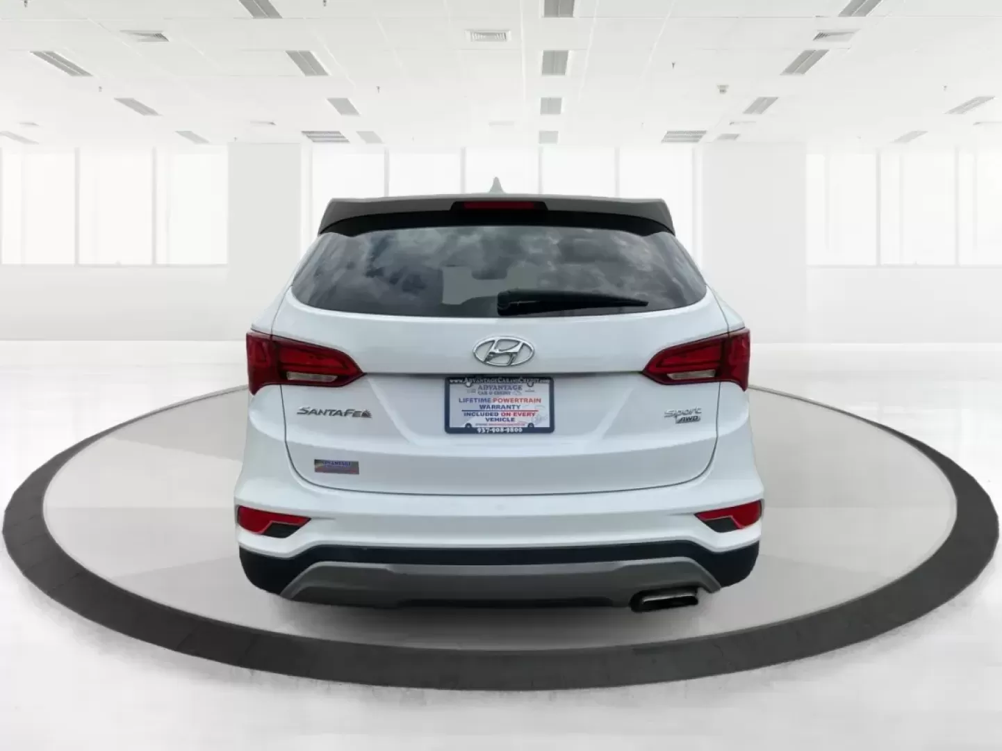 2017 Hyundai Santa Fe Sport 2.4L (5NMZTDLB4HH) with an Theta II 2.4L I-4 gasoline direct injection engine, located at 1951 S Dayton Lakeview Rd., New Carlisle, OH, 45344, (937) 908-9800, 39.890999, -84.050255 - Photo#3