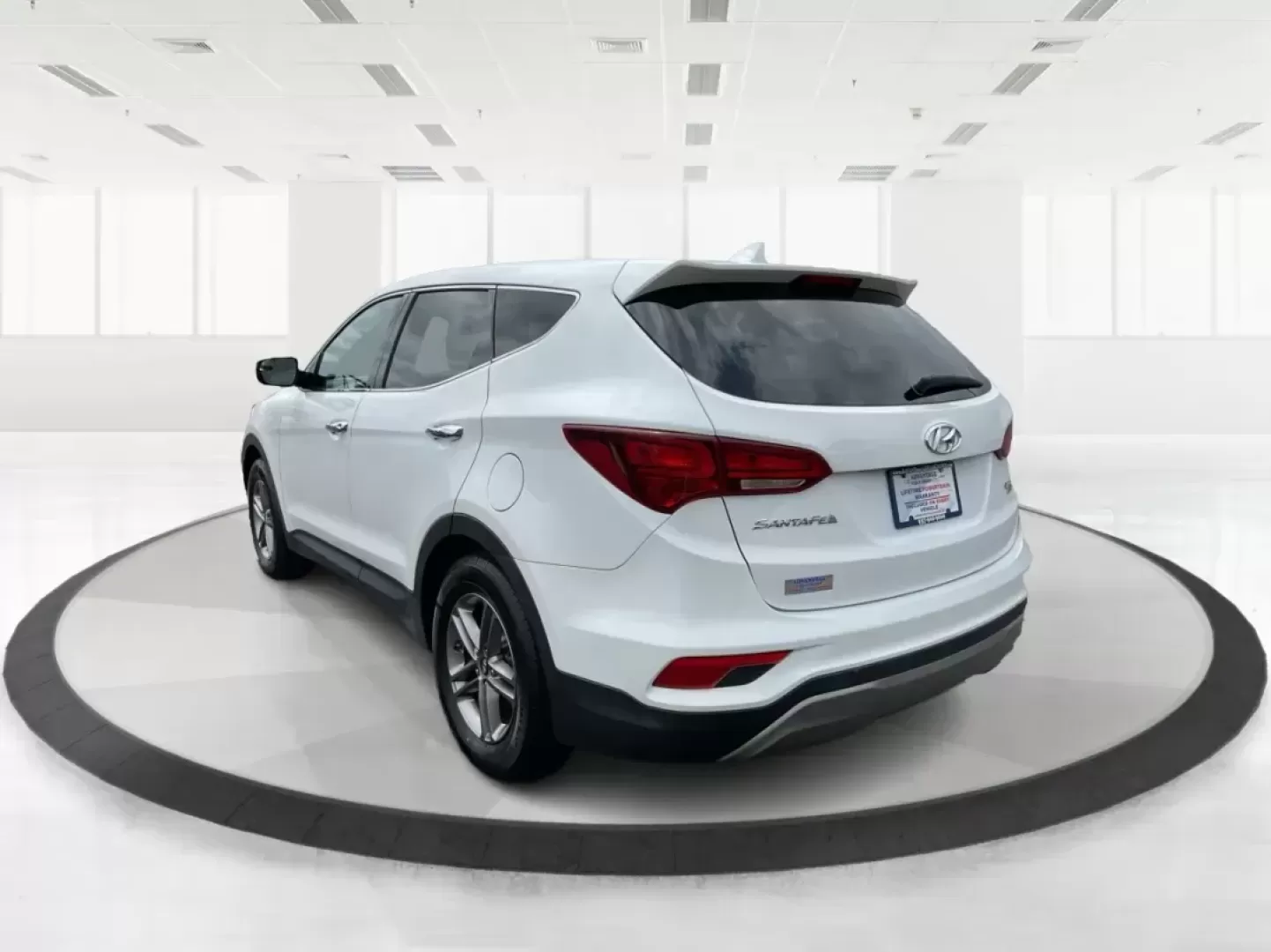 2017 Hyundai Santa Fe Sport 2.4L (5NMZTDLB4HH) with an Theta II 2.4L I-4 gasoline direct injection engine, located at 1951 S Dayton Lakeview Rd., New Carlisle, OH, 45344, (937) 908-9800, 39.890999, -84.050255 - Photo#4