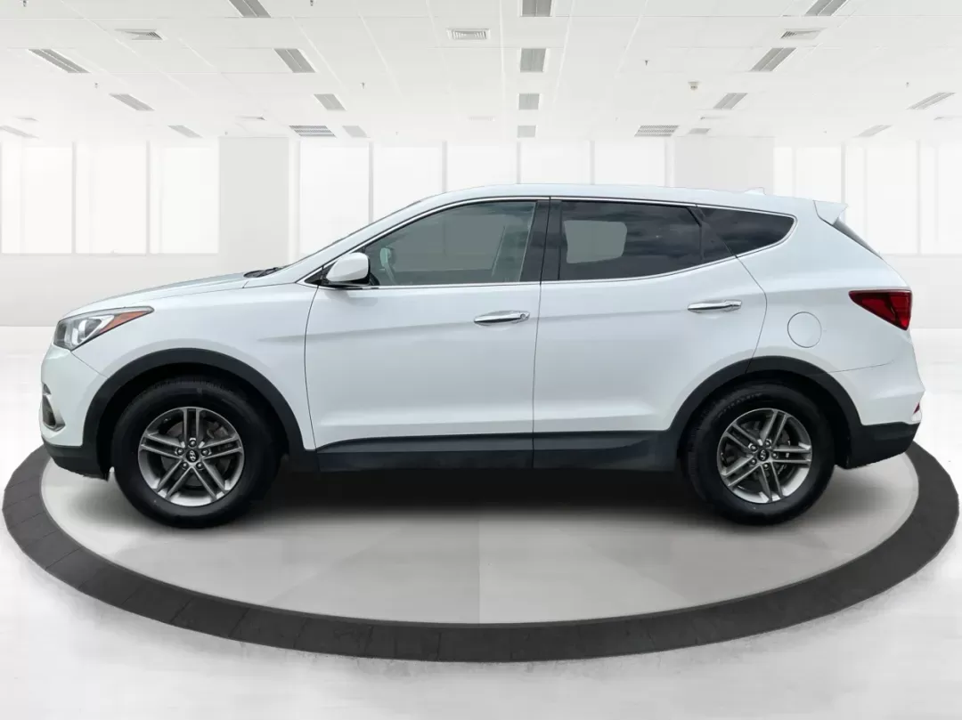 2017 Hyundai Santa Fe Sport 2.4L (5NMZTDLB4HH) with an Theta II 2.4L I-4 gasoline direct injection engine, located at 1951 S Dayton Lakeview Rd., New Carlisle, OH, 45344, (937) 908-9800, 39.890999, -84.050255 - Photo#5