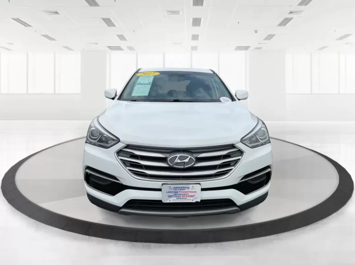 2017 Hyundai Santa Fe Sport 2.4L (5NMZTDLB4HH) with an Theta II 2.4L I-4 gasoline direct injection engine, located at 1951 S Dayton Lakeview Rd., New Carlisle, OH, 45344, (937) 908-9800, 39.890999, -84.050255 - Photo#6