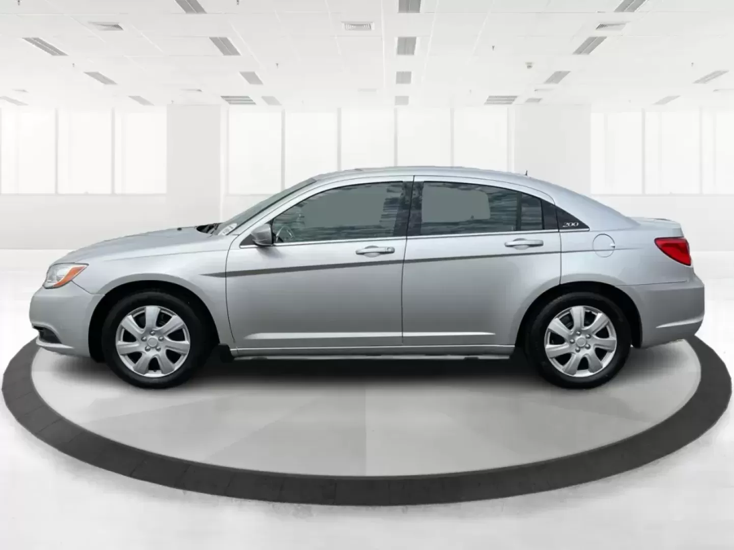 2012 Chrysler 200 LX (1C3CCBAB7CN) with an 2.4L L4 DOHC 16V engine, 6-Speed Automatic transmission, located at 1099 N County Rd 25A, Troy, OH, 45373, (937) 908-9800, 40.057079, -84.212883 - 2012 Chrysler 200 LX - Photo#5