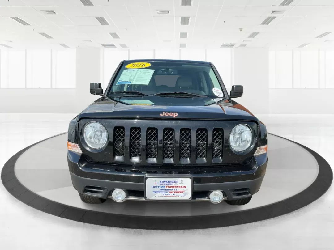 2016 Jeep Patriot 75th Anniversary (1C4NJPBBXGD) with an 2.4L I-4 DOHC engine, located at 1184 Kauffman Ave, Fairborn, OH, 45324, (937) 908-9800, 39.807072, -84.030914 - 2016 Jeep Patriot 75th Anniversary - Photo#6