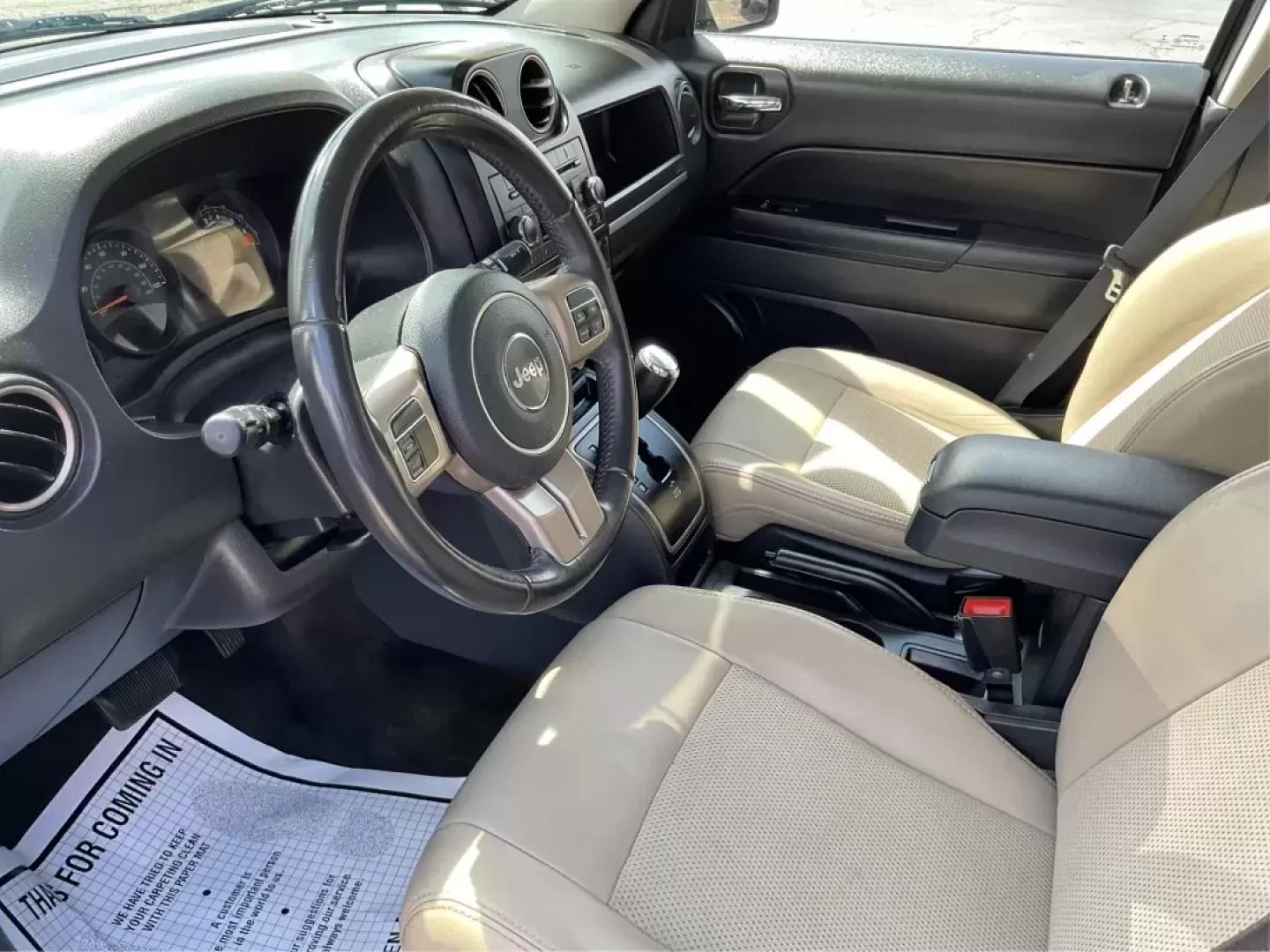2016 Jeep Patriot 75th Anniversary (1C4NJPBBXGD) with an 2.4L I-4 DOHC engine, located at 1184 Kauffman Ave, Fairborn, OH, 45324, (937) 908-9800, 39.807072, -84.030914 - Photo#8
