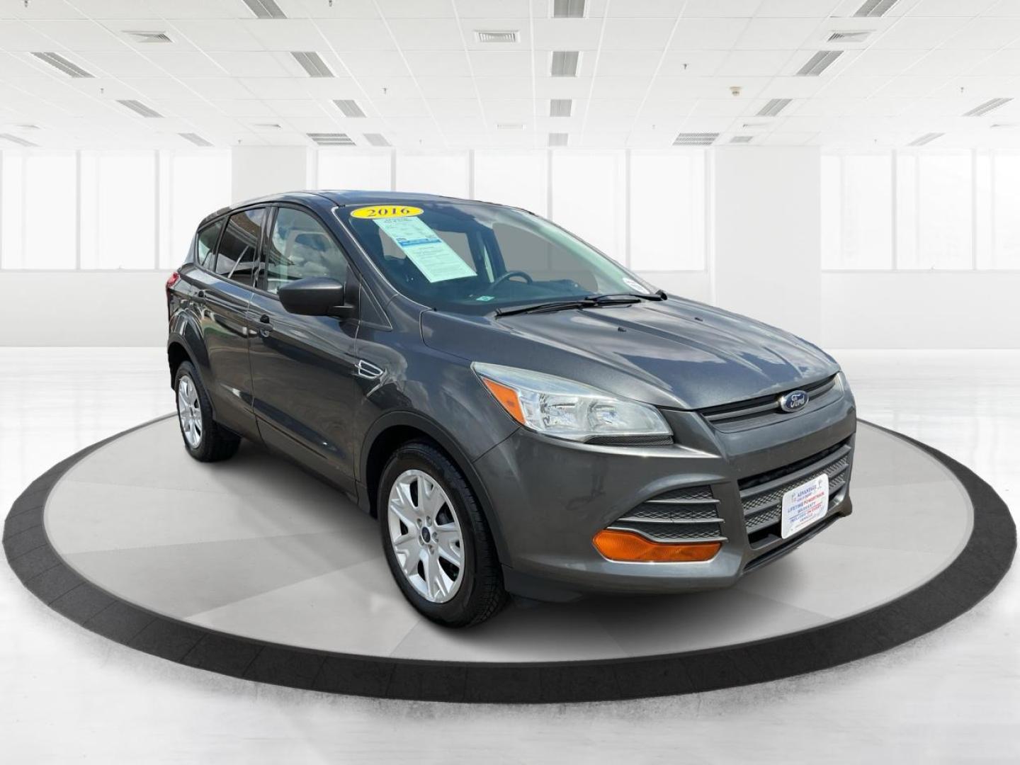 2016 Ford Escape S (1FMCU0F78GU) with an Duratec 2.5L I-4 DOHC engine, located at 880 E. National Road, Vandalia, OH, 45377, (937) 908-9800, 39.891918, -84.183594 - 2016 Ford Escape S - Photo#0