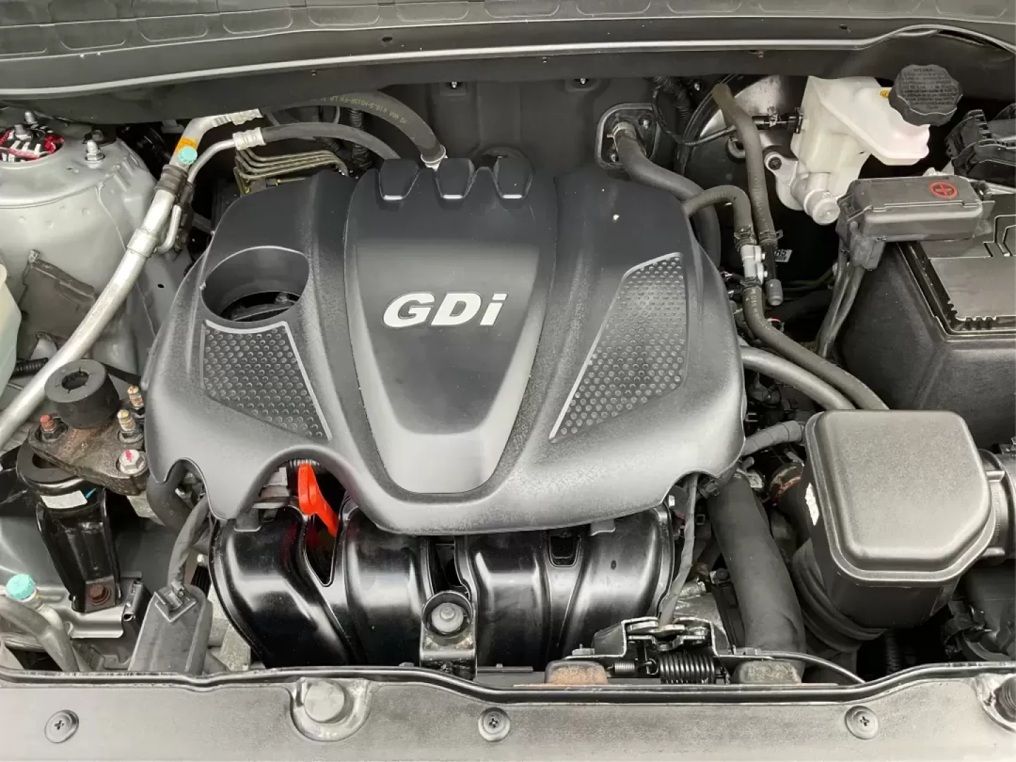 2015 Hyundai Tucson SE (KM8JUCAG2FU) with an Theta II 2.4L I-4 gasoline direct injection engine, located at 880 E. National Road, Vandalia, OH, 45377, (937) 908-9800, 39.891918, -84.183594 - 2015 Hyundai Tucson SE - Photo#10