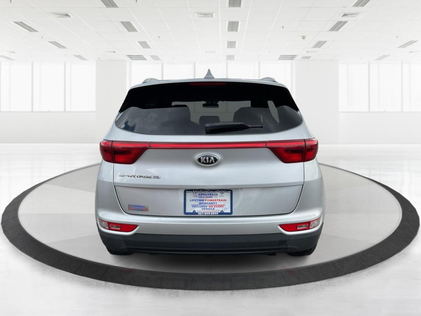2017 Kia Sportage LX (KNDPM3AC2H7) with an Theta II 2.4L I-4 gasoline direct injection engine, located at 1230 East Main St, Xenia, OH, 45385, (937) 908-9800, 39.688026, -83.910172 - Photo#4