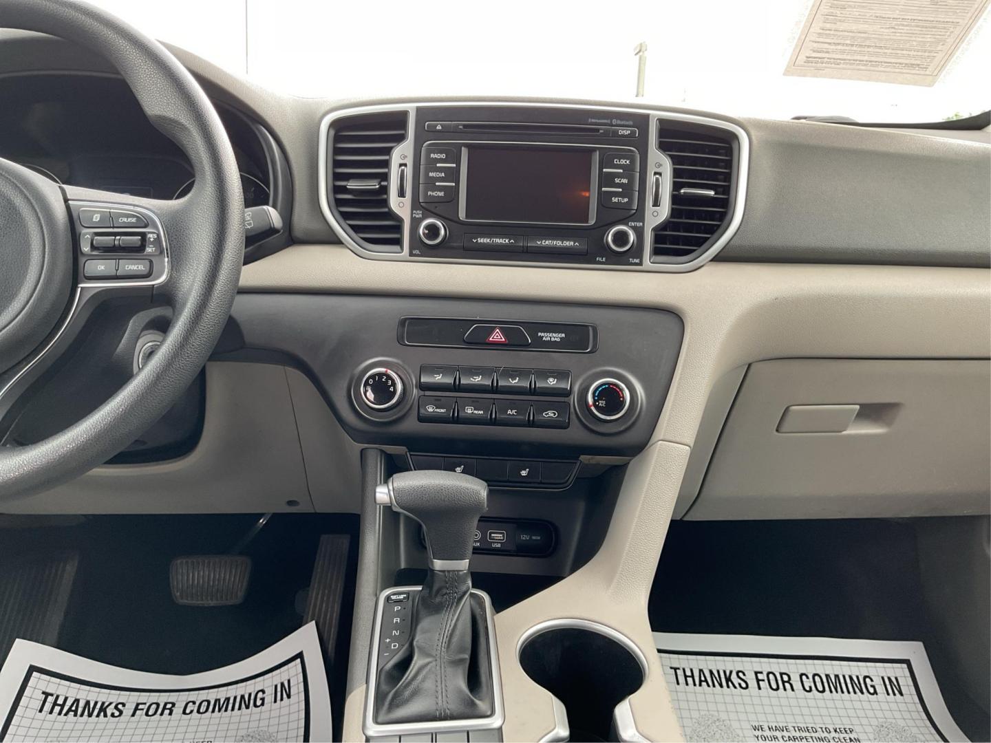 2017 Kia Sportage LX (KNDPM3AC2H7) with an Theta II 2.4L I-4 gasoline direct injection engine, located at 1230 East Main St, Xenia, OH, 45385, (937) 908-9800, 39.688026, -83.910172 - Photo#13