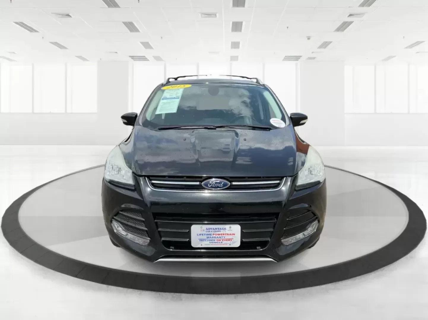 2015 Ford Escape Titanium (1FMCU9J95FU) with an Other engine, located at 1230 East Main St, Xenia, OH, 45385, (937) 908-9800, 39.688026, -83.910172 - 2015 Ford Escape Titanium - Photo#5