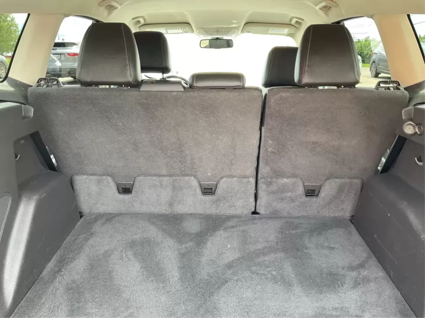 2015 Ford Escape Titanium (1FMCU9J95FU) with an Other engine, located at 1230 East Main St, Xenia, OH, 45385, (937) 908-9800, 39.688026, -83.910172 - 2015 Ford Escape Titanium - Photo#10