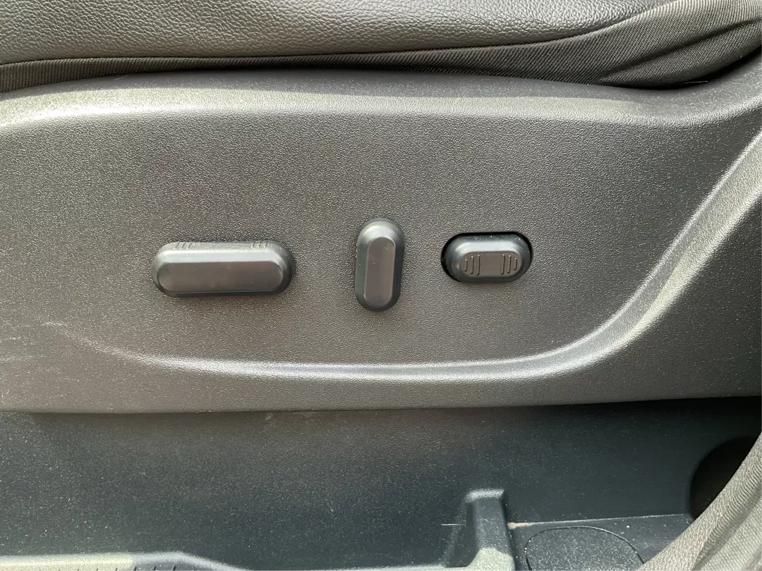 2015 Ford Escape Titanium (1FMCU9J95FU) with an Other engine, located at 1230 East Main St, Xenia, OH, 45385, (937) 908-9800, 39.688026, -83.910172 - 2015 Ford Escape Titanium - Photo#16