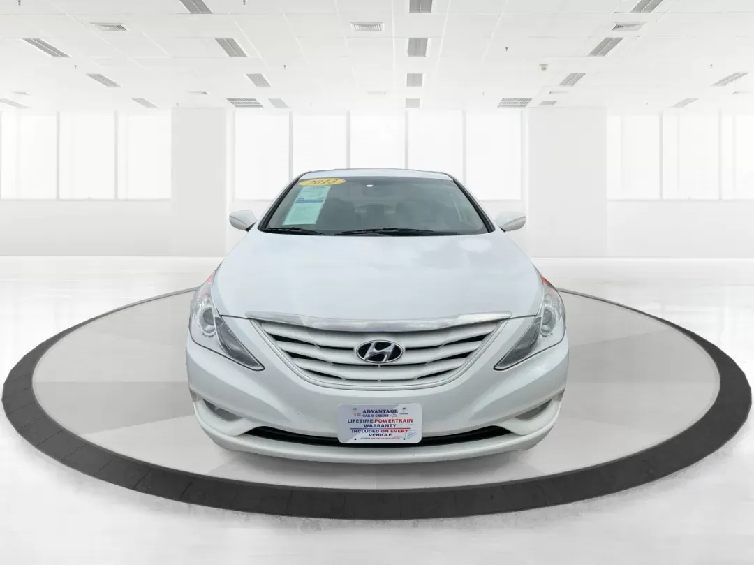 2013 Hyundai Sonata GLS (5NPEB4ACXDH) with an 2.4L I-4 gasoline direct injection engine, located at 8750 N County Rd 25A, Piqua, OH, 45356, (937) 908-9800, 40.164391, -84.232513 - Photo#7