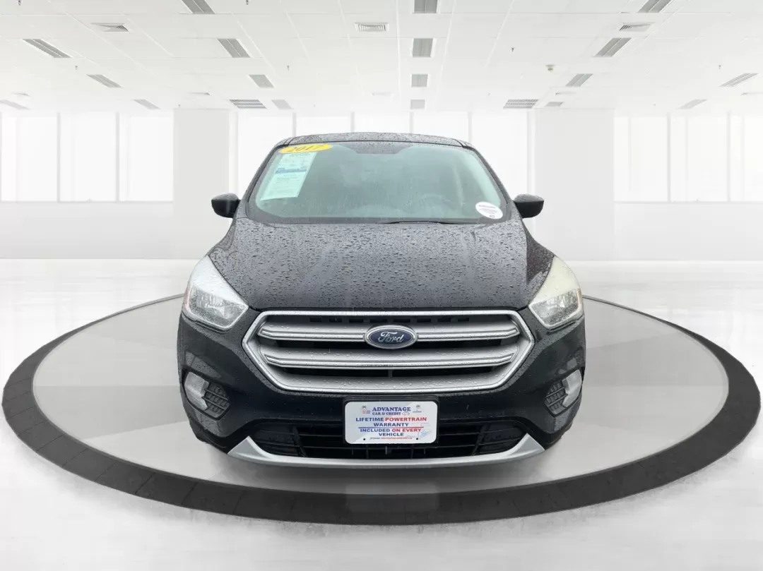 2017 Ford Escape SE FWD (1FMCU0GD6HU) with an 1.5L L4 DOHC 16V engine, 6-Speed Automatic transmission, located at 401 Woodman Dr, Riverside, OH, 45431, (937) 908-9800, 39.760899, -84.123421 - 2017 Ford Escape SE FWD - Photo#6