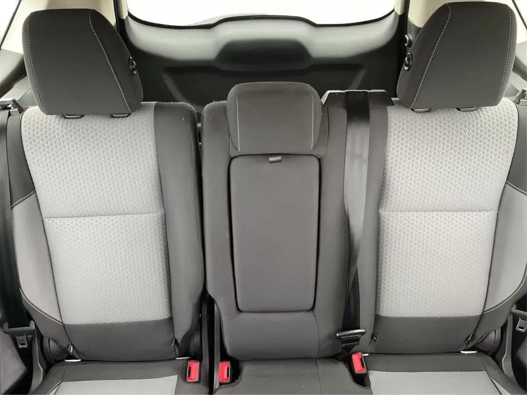 2017 Ford Escape SE FWD (1FMCU0GD6HU) with an 1.5L L4 DOHC 16V engine, 6-Speed Automatic transmission, located at 401 Woodman Dr, Riverside, OH, 45431, (937) 908-9800, 39.760899, -84.123421 - 2017 Ford Escape SE FWD - Photo#12