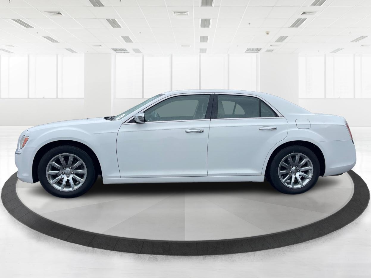 2012 Chrysler 300 Limited (2C3CCACG7CH) with an 3.6L V-6 DOHC engine, located at 8750 N County Rd 25A, Piqua, OH, 45356, (937) 908-9800, 40.164391, -84.232513 - 2012 Chrysler 300 Limited - Photo#6