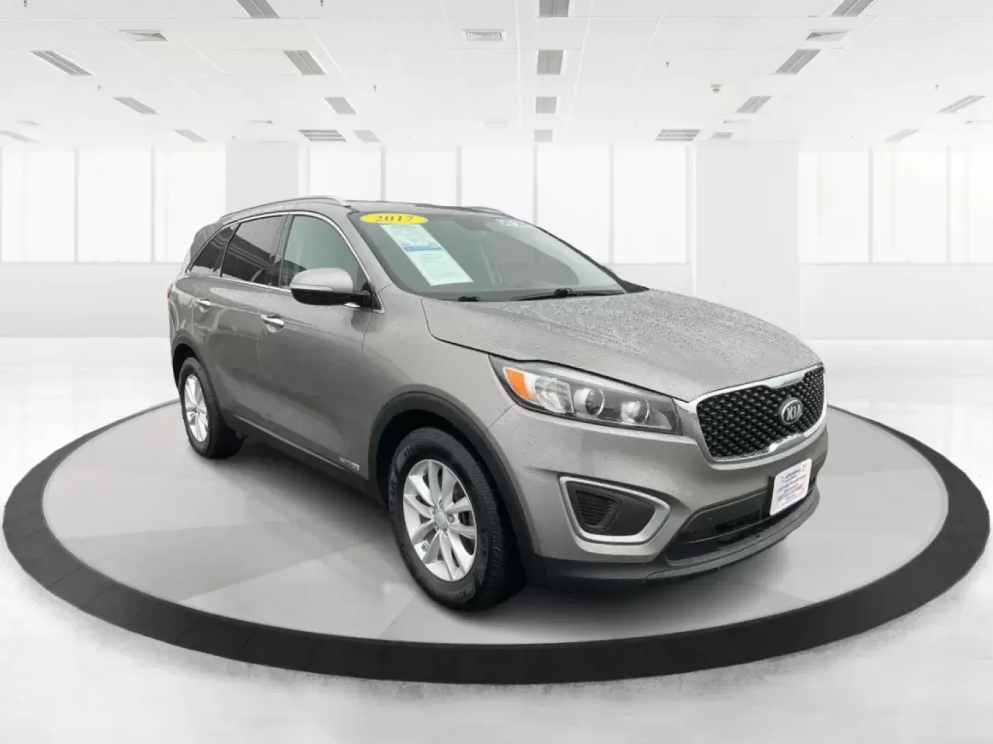 2017 Kia Sorento 3.3L LX (5XYPGDA52HG) with an Lambda II 3.3L V-6 gasoline direct injection engine, located at 4508 South Dixie Dr, Moraine, OH, 45439, (937) 908-9800, 39.689976, -84.218452 - One Owner|Third Row - Photo#0