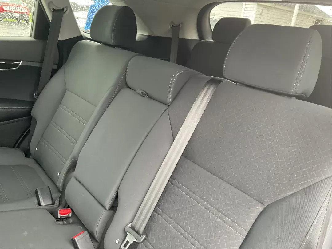 2017 Kia Sorento 3.3L LX (5XYPGDA52HG) with an Lambda II 3.3L V-6 gasoline direct injection engine, located at 4508 South Dixie Dr, Moraine, OH, 45439, (937) 908-9800, 39.689976, -84.218452 - One Owner - Photo#10