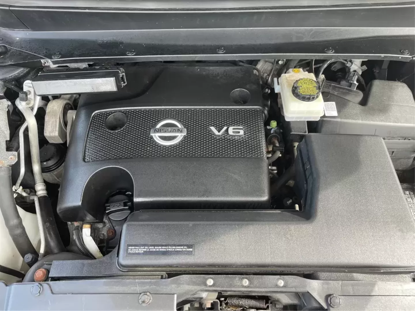 2014 Nissan Pathfinder Platinum (5N1AR2MM6EC) with an 3.5L V-6 DOHC engine, located at 880 E. National Road, Vandalia, OH, 45377, (937) 908-9800, 39.891918, -84.183594 - Photo#10