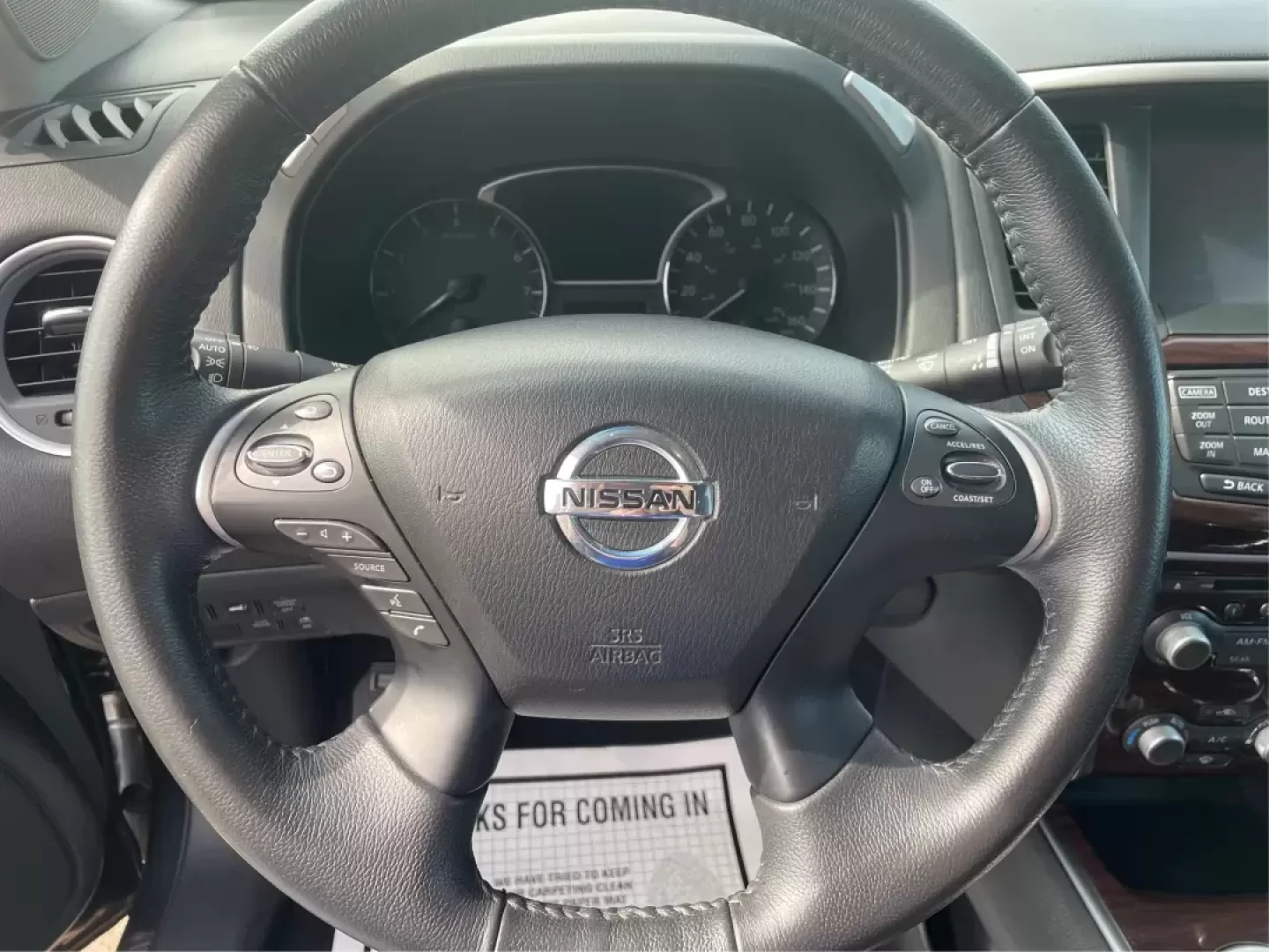 2014 Nissan Pathfinder Platinum (5N1AR2MM6EC) with an 3.5L V-6 DOHC engine, located at 880 E. National Road, Vandalia, OH, 45377, (937) 908-9800, 39.891918, -84.183594 - Photo#15
