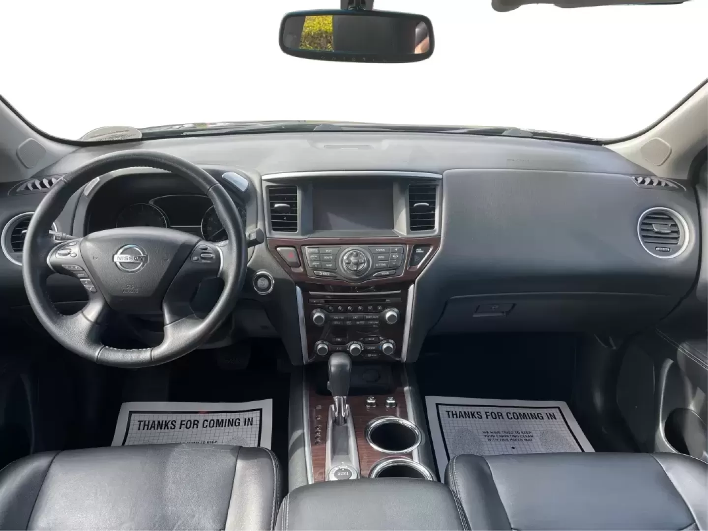 2014 Nissan Pathfinder Platinum (5N1AR2MM6EC) with an 3.5L V-6 DOHC engine, located at 880 E. National Road, Vandalia, OH, 45377, (937) 908-9800, 39.891918, -84.183594 - Photo#20