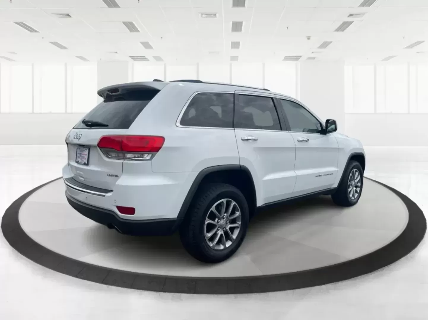 2014 Jeep Grand Cherokee Limited (1C4RJFBG4EC) with an Other engine, located at 401 Woodman Dr, Riverside, OH, 45431, (937) 908-9800, 39.760899, -84.123421 - 2014 Jeep Grand Cherokee Limited - Photo#2