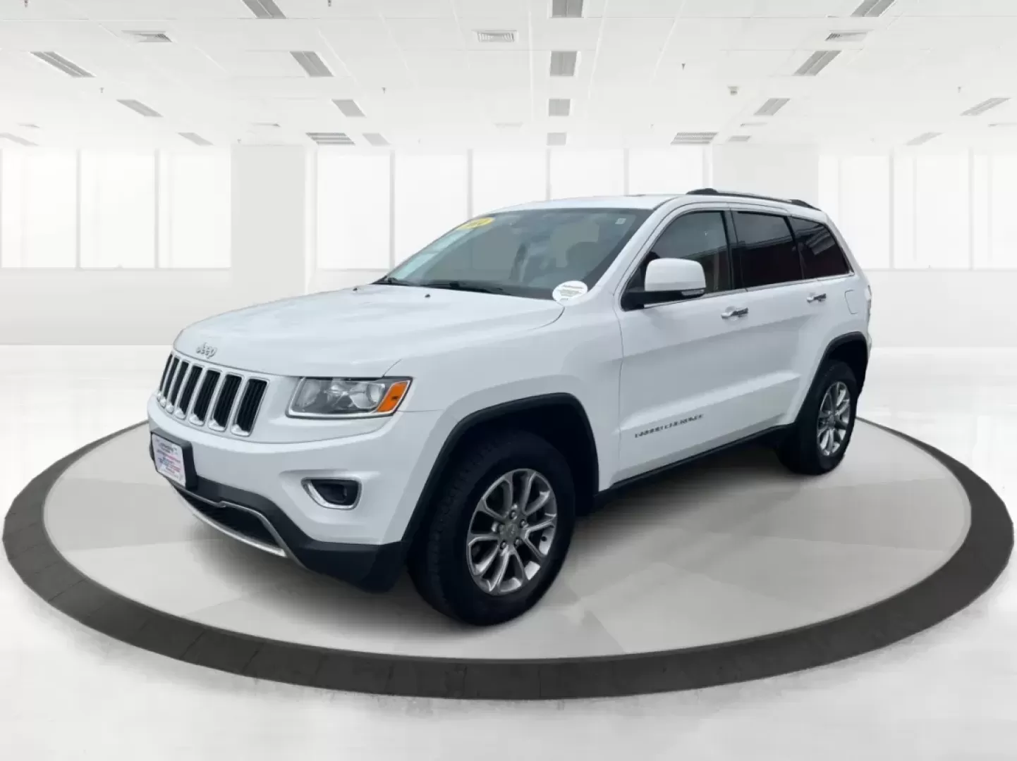 2014 Jeep Grand Cherokee Limited (1C4RJFBG4EC) with an Other engine, located at 401 Woodman Dr, Riverside, OH, 45431, (937) 908-9800, 39.760899, -84.123421 - 2014 Jeep Grand Cherokee Limited - Photo#8