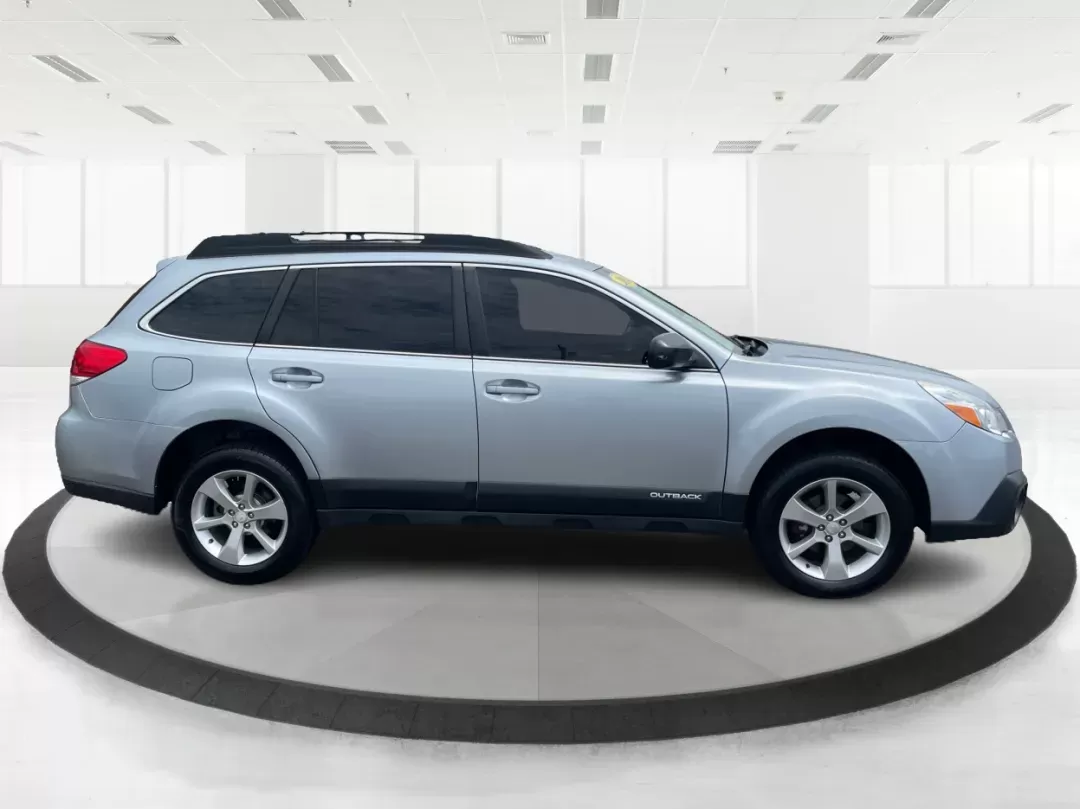2014 Subaru Outback 2.5i (4S4BRBAC8E3) with an 2.5L H-4 DOHC engine, located at 1230 East Main St, Xenia, OH, 45385, (937) 908-9800, 39.688026, -83.910172 - 2014 Subaru Outback 2.5i - Photo#1